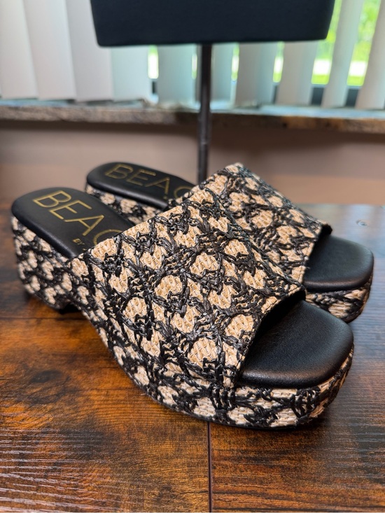Beach By Matisse Shoes - Beach by Matisse Black Natural Woven Platform Slide Sandals Size 8M